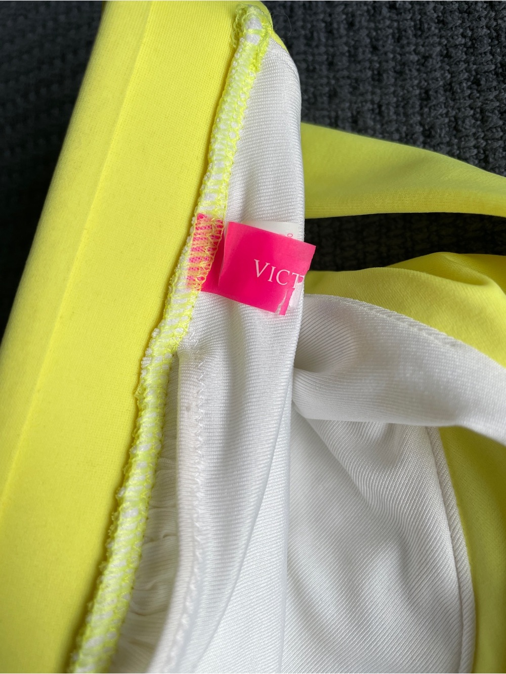 Victoria’s Secret - Picture 4 of 13
